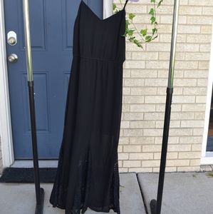 Long Black Lace Detailed Dress